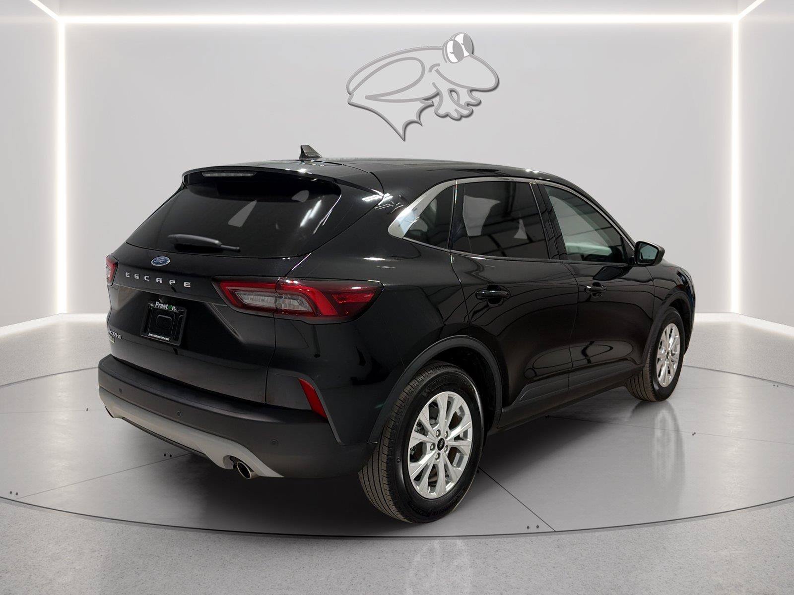 Used 2023 Ford Escape Active w/ Tech Pack #1 FWD image 5