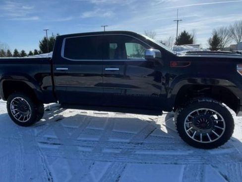 Used 2022 GMC Sierra 1500 SLT w/ SLT Premium Plus Package image 3