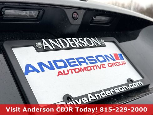 New 2026 Jeep Compass Latitude image 13