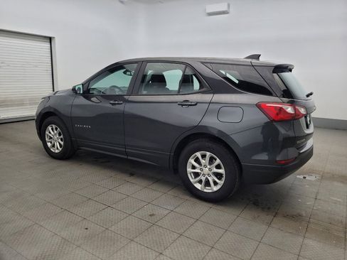 Used 2020 Chevrolet Equinox LS image 3
