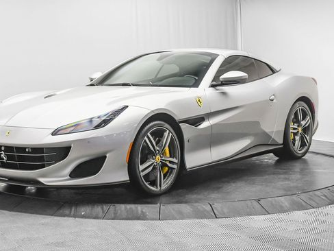 Used 2019 Ferrari Portofino image 62