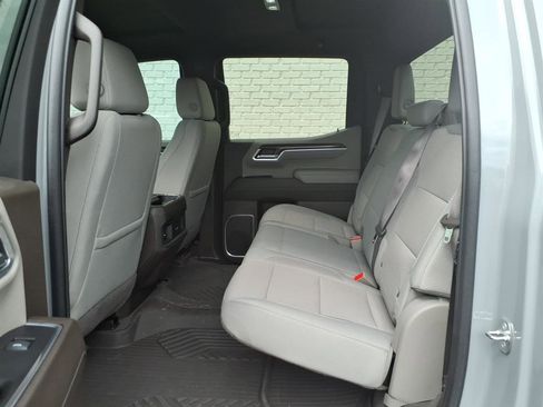 Used 2024 Chevrolet Silverado 1500 RST AWD/4WD image 13