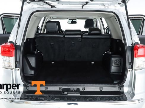 Used 2011 Toyota 4Runner Limited image 29