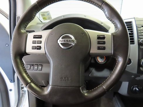 Used 2017 Nissan Frontier PRO-4X w/ Pro-4x Luxury Package image 9