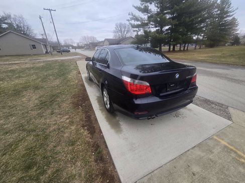 Used 2006 BMW 530xi Sedan image 8