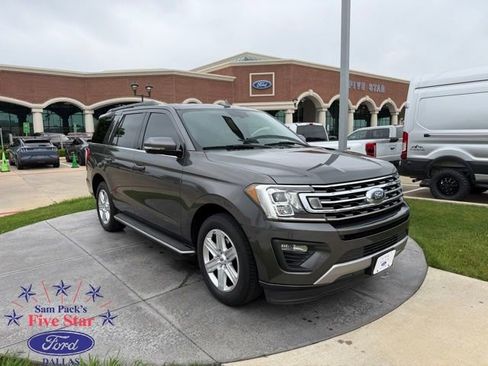 Used 2018 Ford Expedition XLT w/ Equipment Group 202A RWD image 1