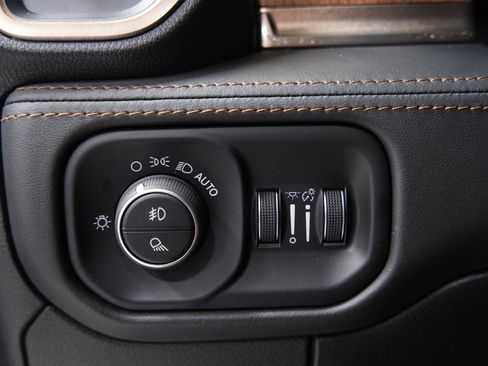 Used 2020 RAM 1500 Limited w/ Off Road Group AWD/4WD image 33