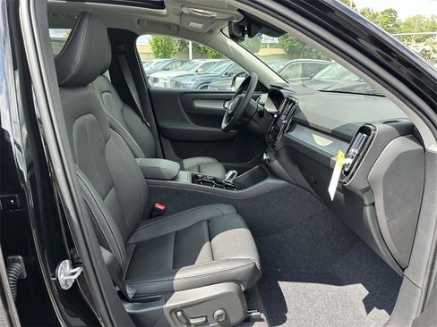 New 2026 Volvo XC40 B5 Plus w/ Protection Package Premier image 11