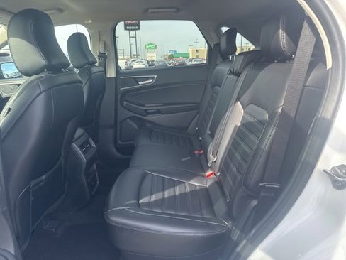 Used 2024 Ford Edge SEL image 21