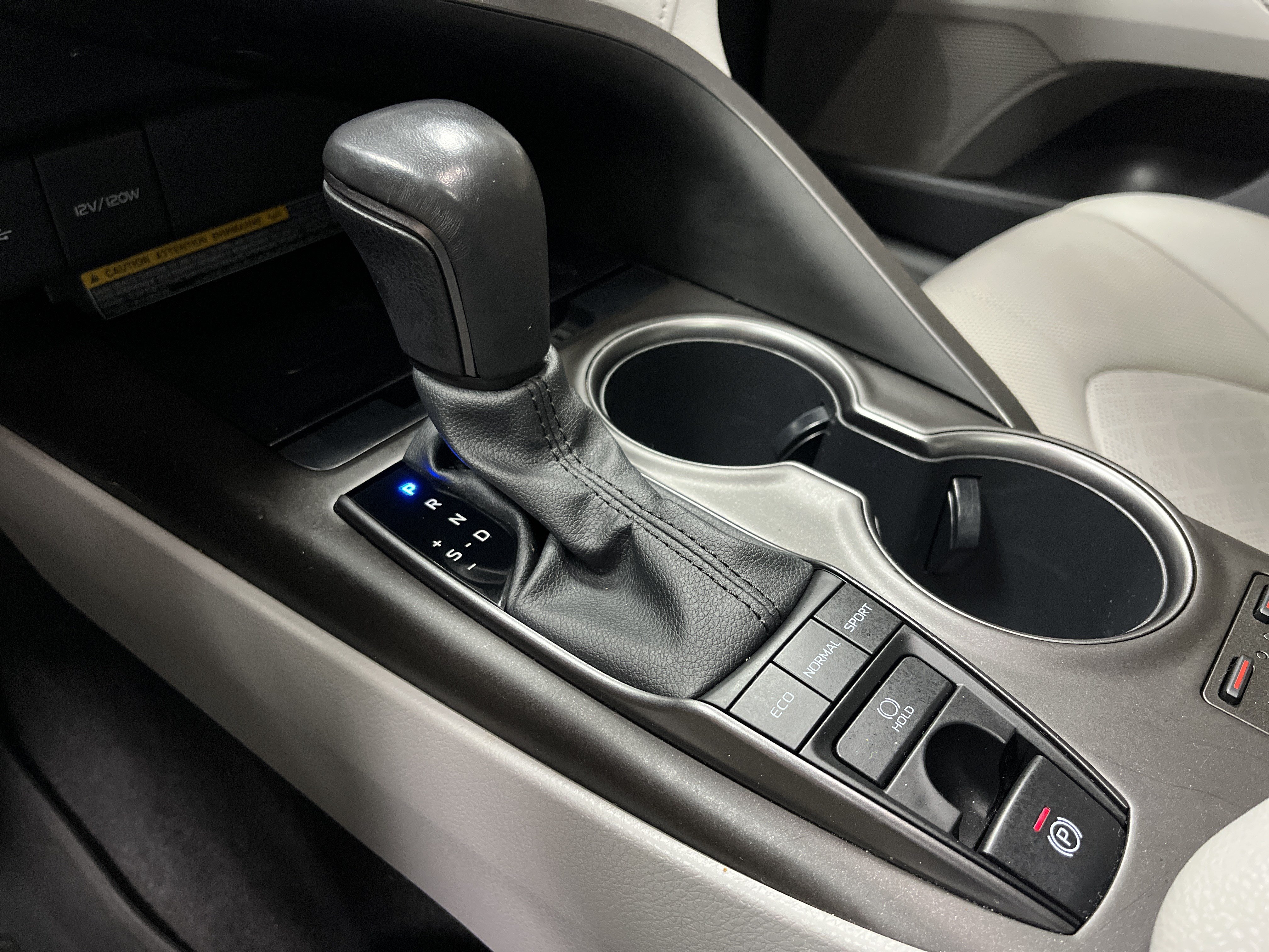 Used 2021 Toyota Camry XSE w/ Navigation Package FWD image 26
