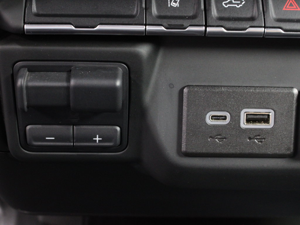 Used 2024 GMC Sierra 2500 Pro AWD/4WD image 53