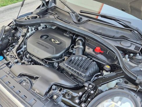 Used 2017 MINI Cooper Clubman FWD image 62