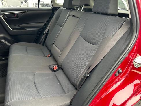 Used 2019 Toyota RAV4 LE w/ All Weather Liner Package image 11