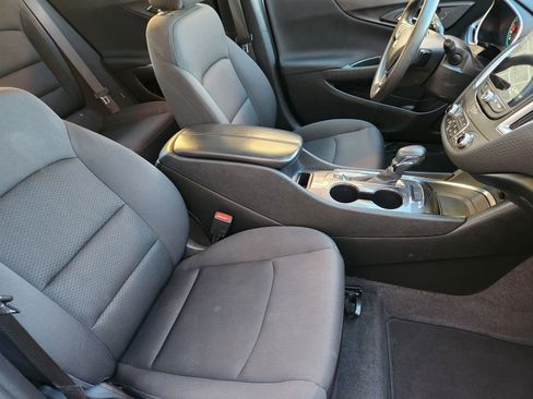 Used 2023 Chevrolet Malibu LT image 16