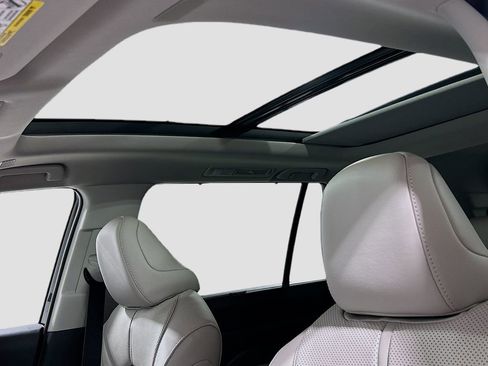 New 2026 Toyota Grand Highlander FWD image 22