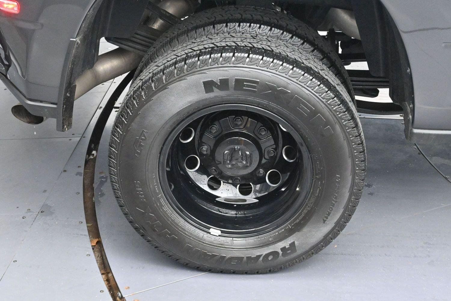 Used 2026 RAM 3500 Big Horn AWD/4WD image 33