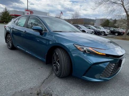 New 2026 Toyota Camry XLE AWD/4WD image 2
