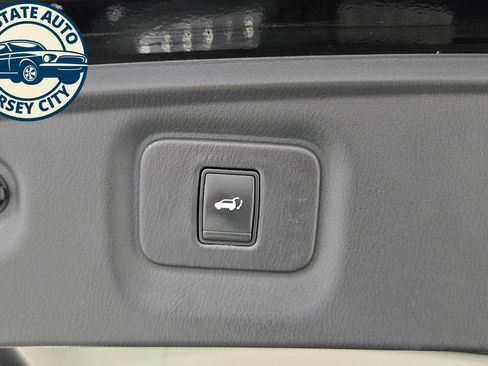 Used 2019 INFINITI QX60 Pure AWD/4WD image 36