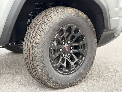 New 2026 GMC Canyon Elevation w/ Convenience Package RWD image 5