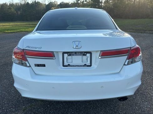 Used 2011 Honda Accord EX-L image 8