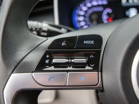 Used 2022 Hyundai Tucson SEL image 16