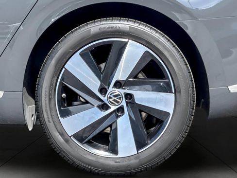 Used 2021 Volkswagen Arteon SE image 25