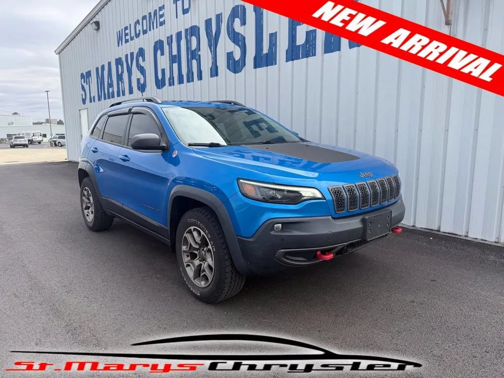 Used 2020 Jeep Cherokee Trailhawk AWD/4WD image 1