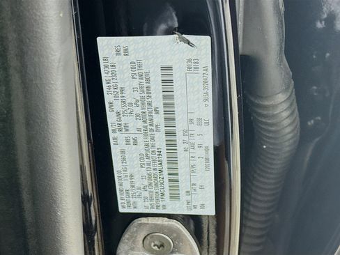 Used 2021 Ford Escape Titanium image 40