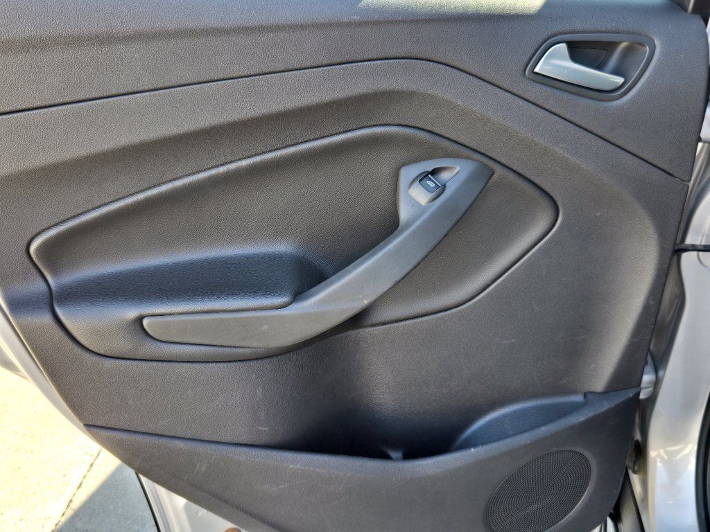 Used 2013 Ford Escape SE AWD/4WD image 30