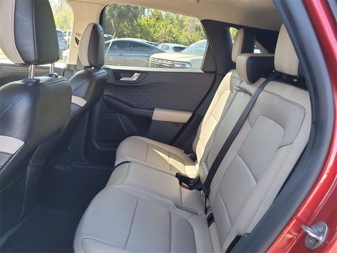 Used 2020 Ford Escape Titanium image 12