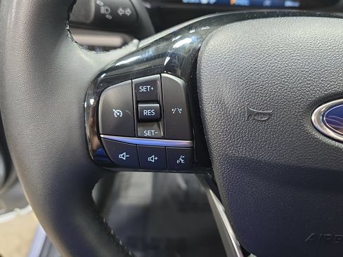 Used 2023 Ford Escape Active AWD/4WD image 18