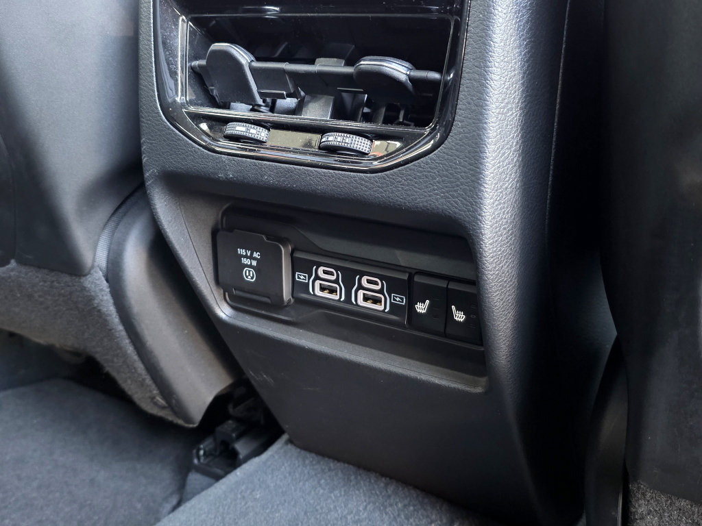 Used 2023 Jeep Grand Cherokee Limited AWD/4WD image 53