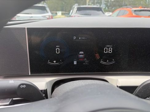 Used 2025 Hyundai Tucson SEL FWD image 11