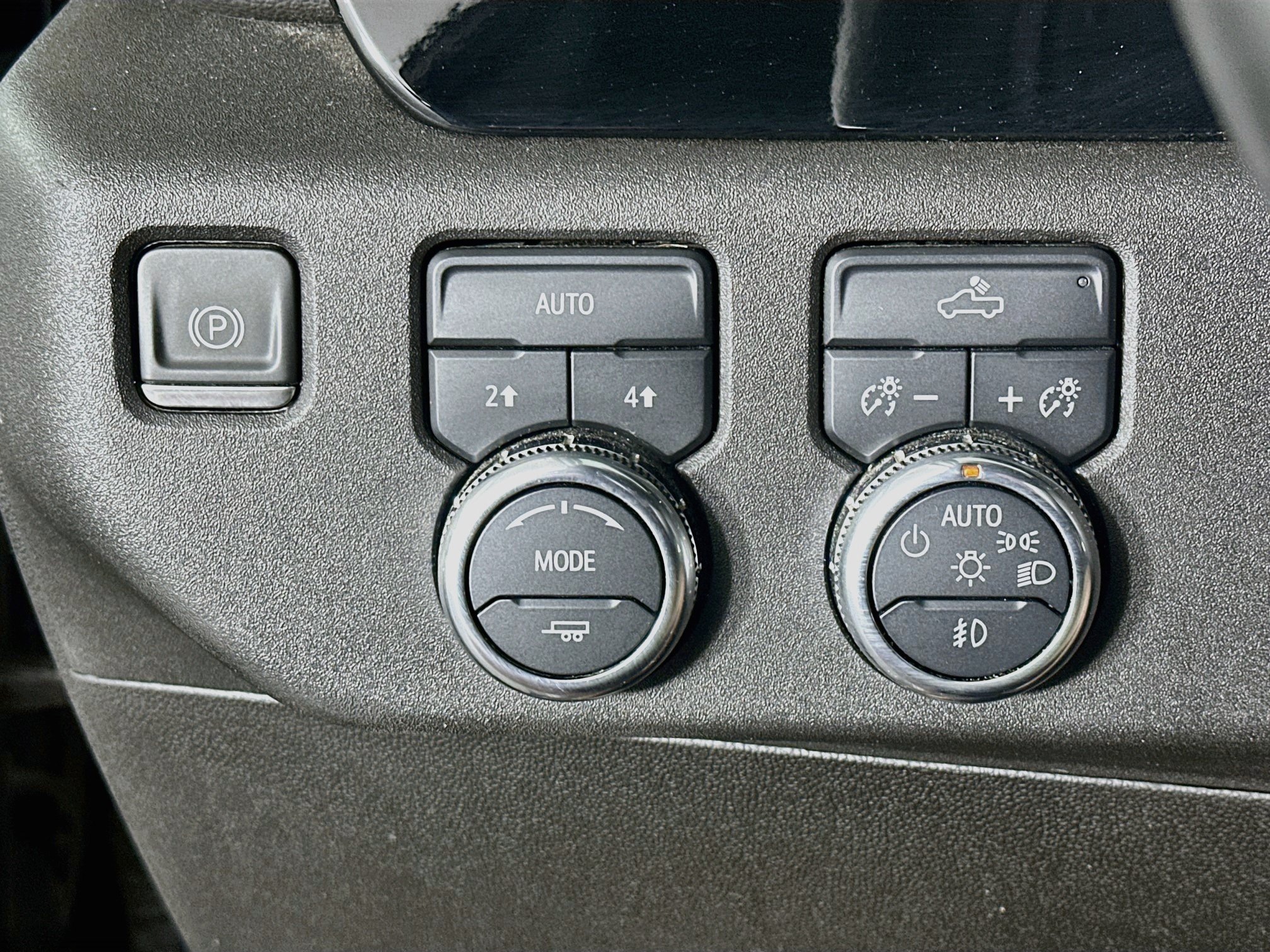 Used 2024 GMC Sierra 1500 Elevation AWD/4WD image 17