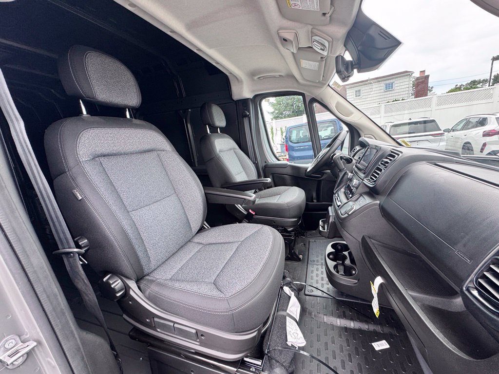 Used 2026 RAM ProMaster 3500 w/ Safety Group FWD image 20