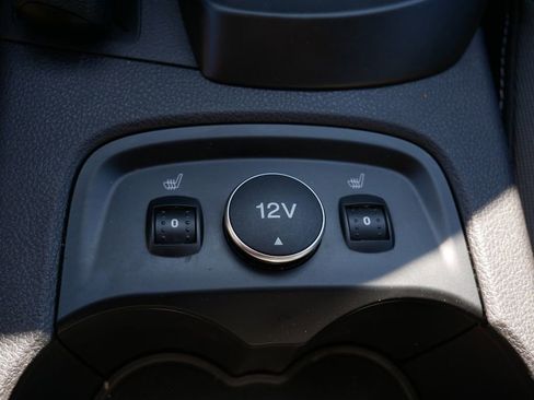 Used 2014 Ford Focus SE w/ SE Winter Package image 26