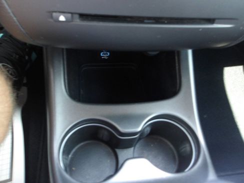 Used 2017 Dodge Journey SE image 17