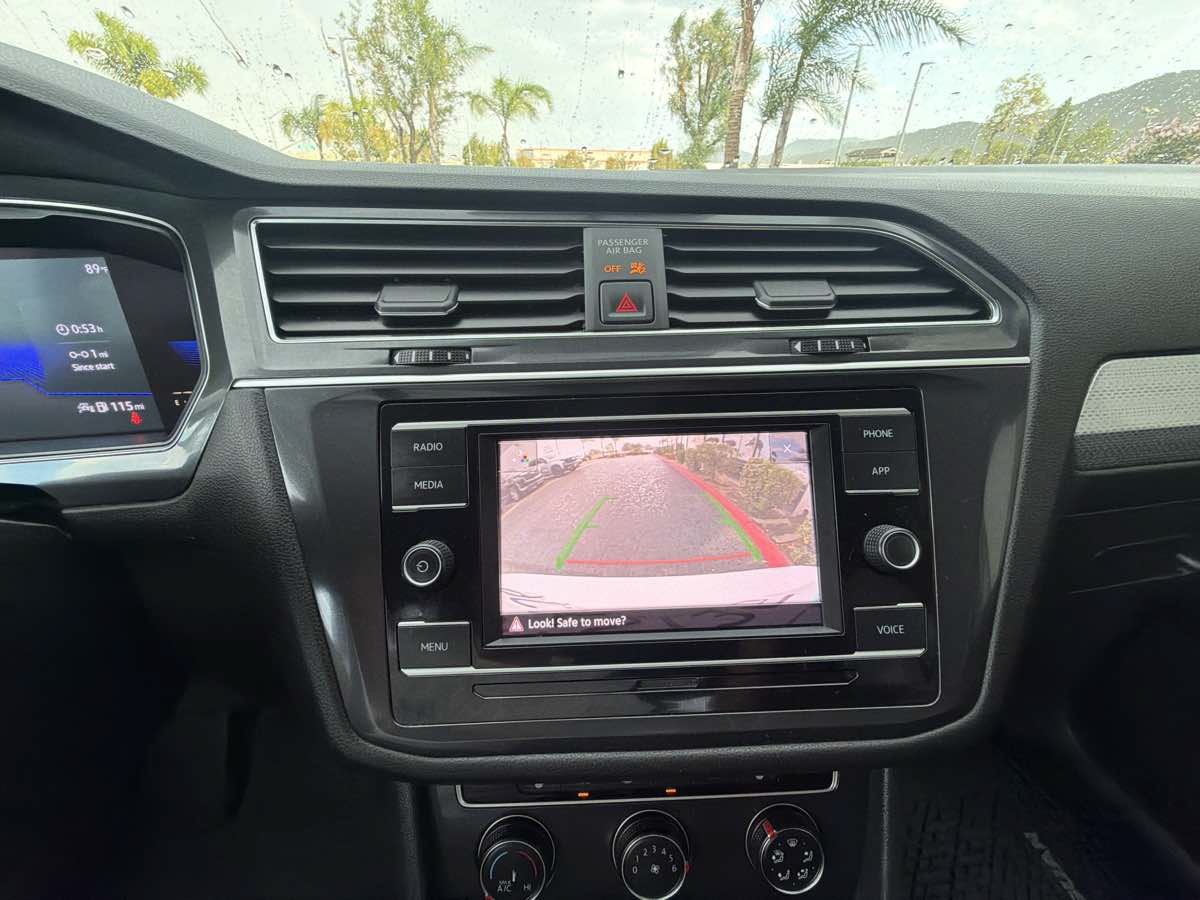 Used 2022 Volkswagen Tiguan S FWD image 28