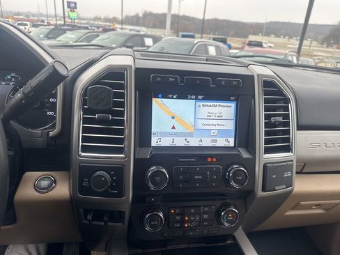 Used 2017 Ford F350 Lariat w/ Lariat Ultimate Package image 10