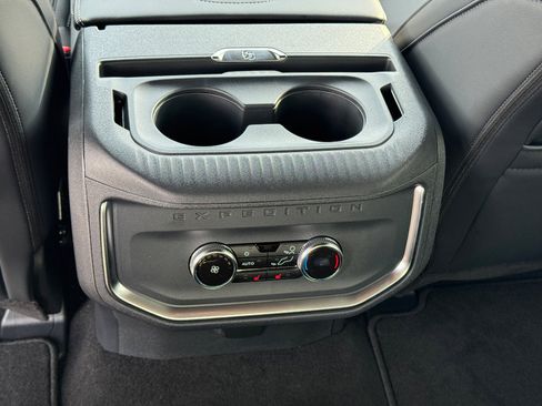 New 2025 Ford Expedition Max Platinum w/ Stealth Performance Package image 13