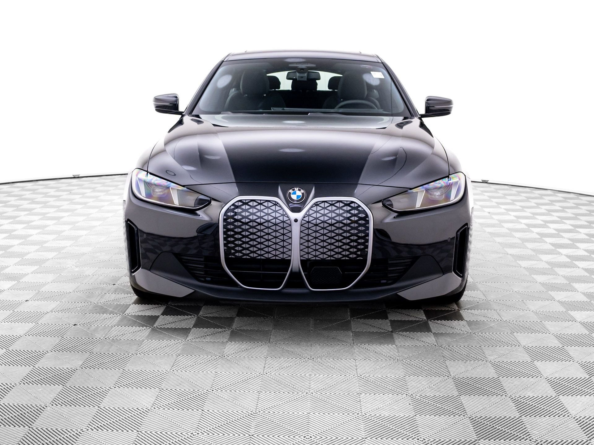 New 2026 BMW i4 xDrive40i w/ Premium Package AWD/4WD image 8