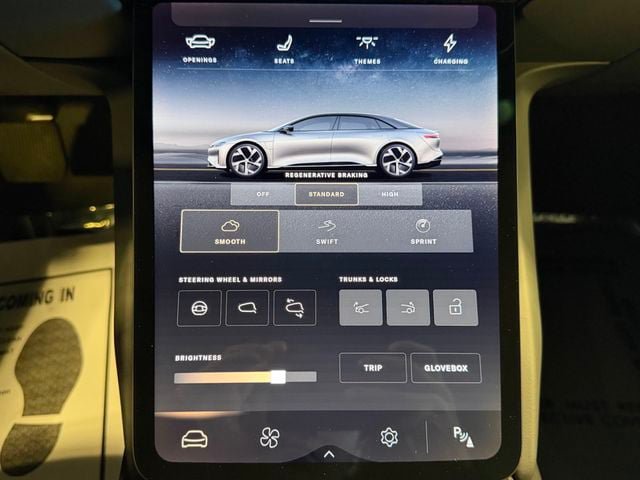 Used 2023 Lucid Air Pure AWD/4WD image 32