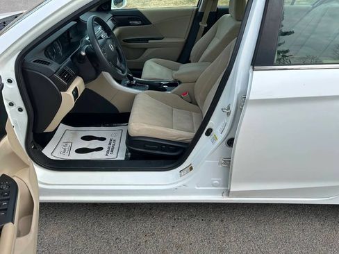 Used 2013 Honda Accord EX image 12