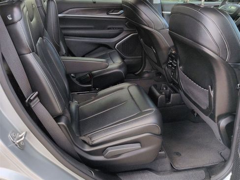 Used 2023 Jeep Grand Cherokee L Limited w/ Luxury Tech Group II image 25