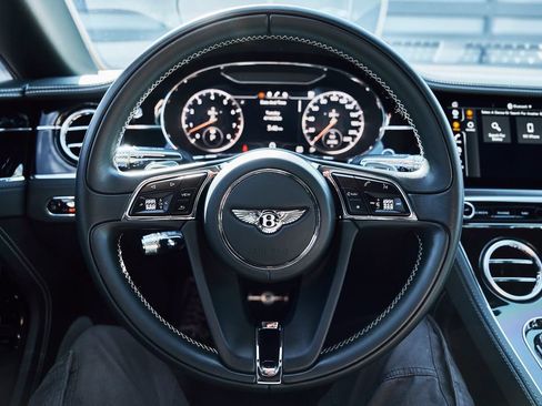 Used 2020 Bentley Continental GT AWD/4WD image 44
