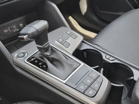 New 2026 Kia Sportage EX FWD image 15