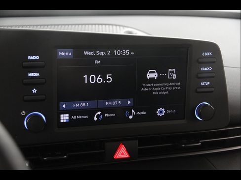 Certified 2025 Hyundai Elantra Sport FWD image 10