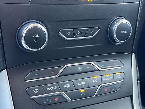 Used 2020 Ford Edge SEL w/ Convenience Package image 26