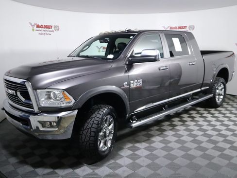 Used 2017 RAM 2500 Limited image 16