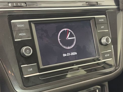 Used 2019 Volkswagen Tiguan S AWD/4WD image 19